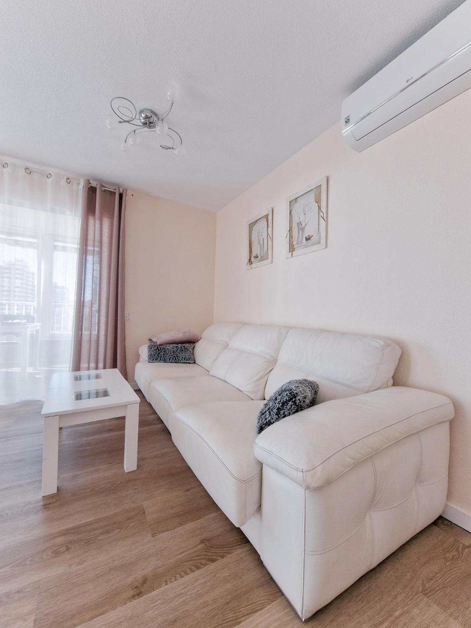 Sea Apartment Alicante Bagian luar foto