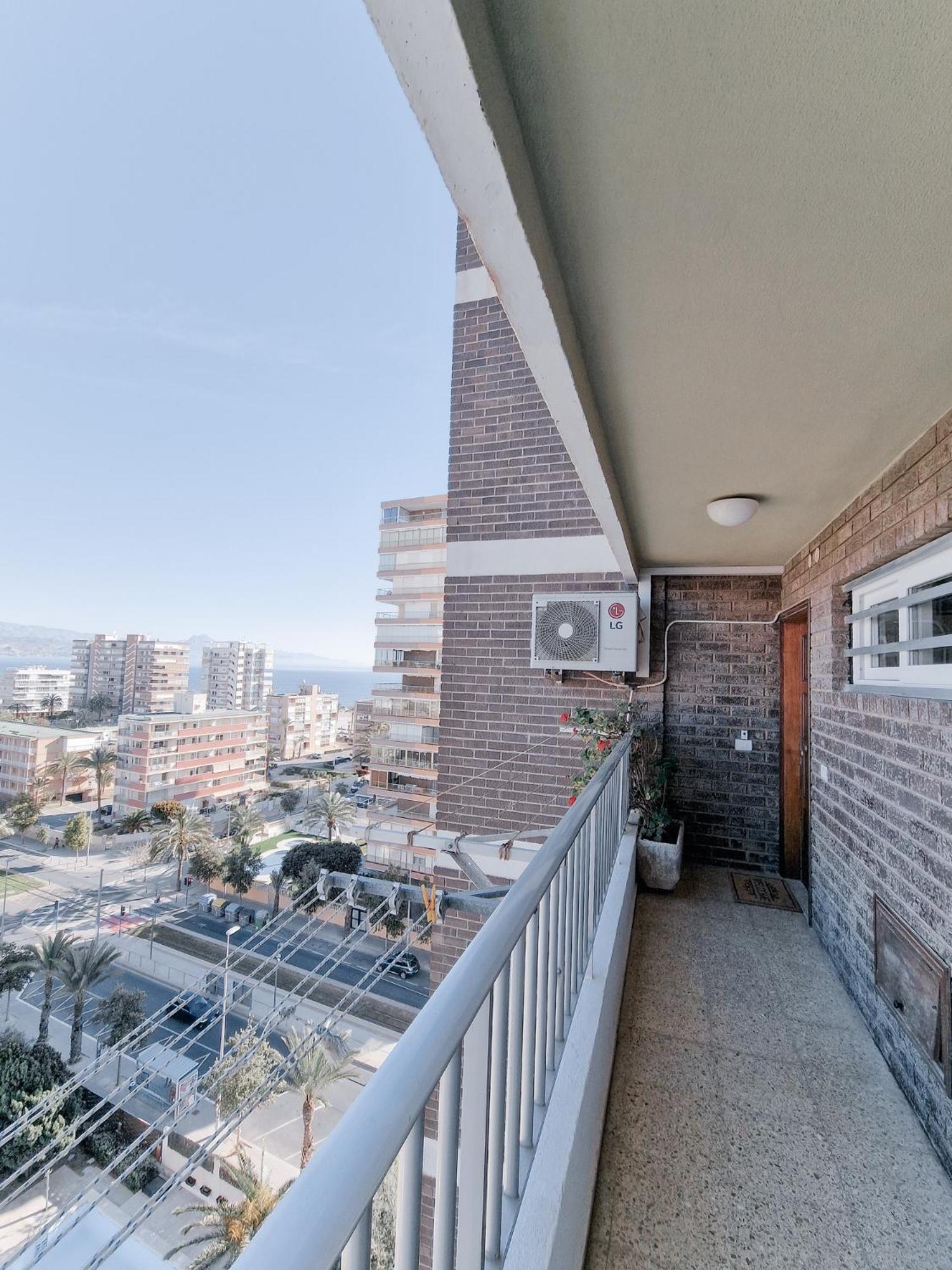 Sea Apartment Alicante Bagian luar foto